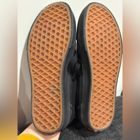 Vans Old Skool Womens Size 6.5 Men 5 Triple Black Athletic Skateboard Sneakers - Picture 16 of 16